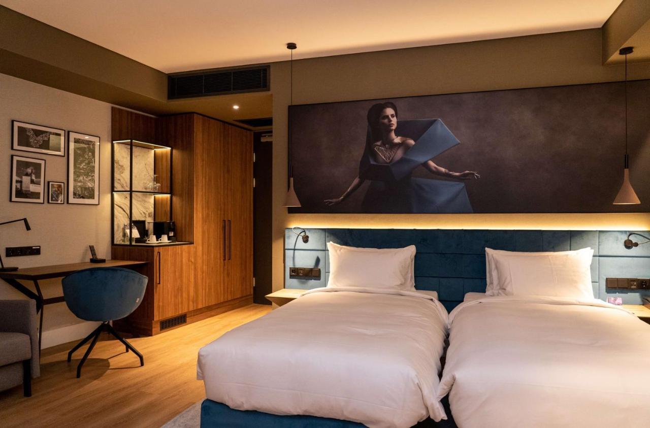 Radisson Blu Aurum Hotel, Braşov Dış mekan fotoğraf A room at the hotel